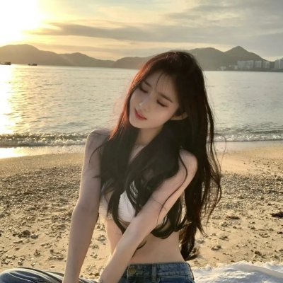 四岁小太后每天都想母慈子孝