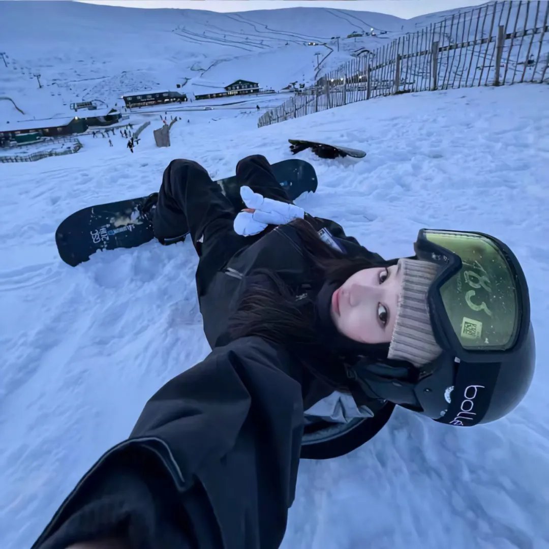 反派幼崽总在帮我攻略他爹