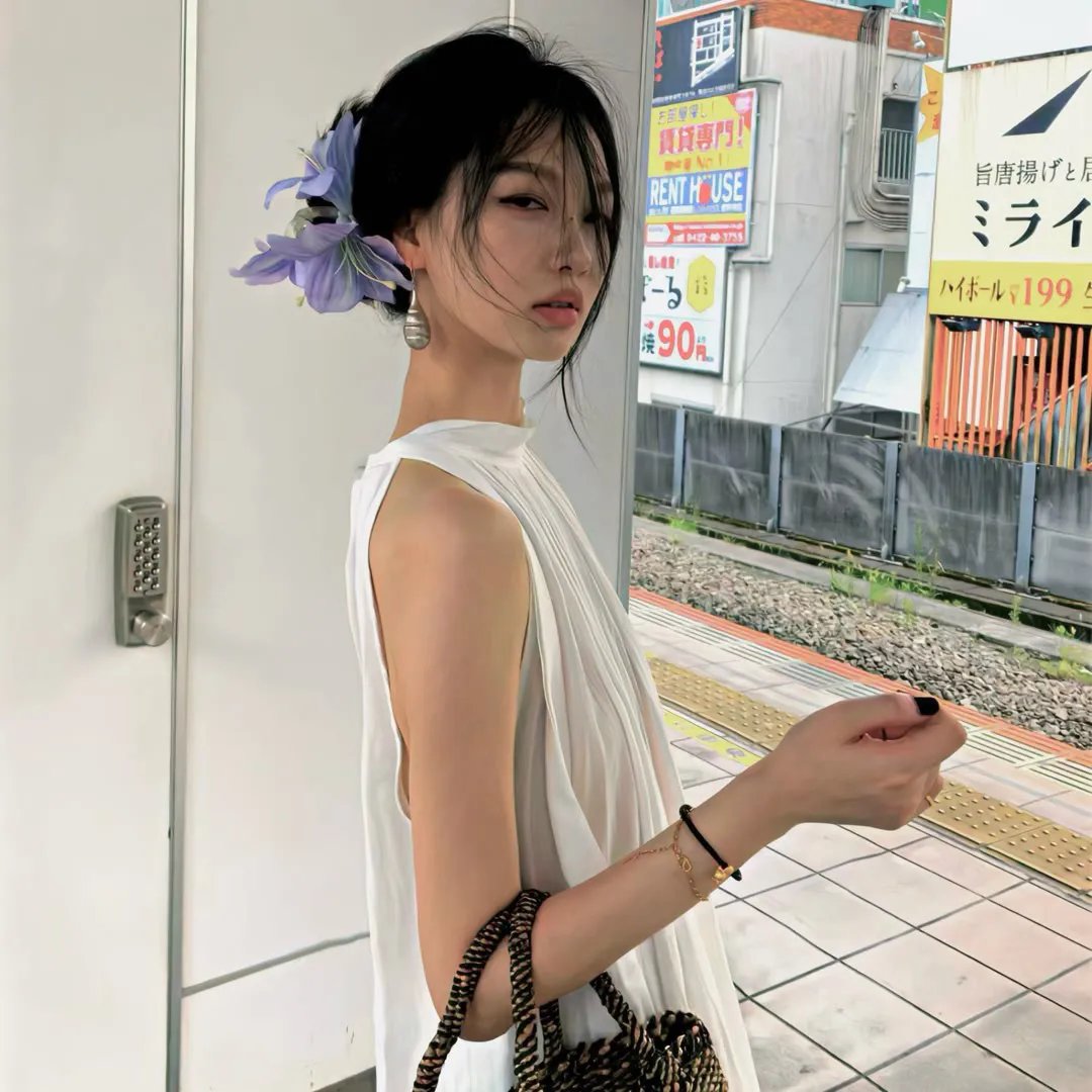 Nightmare Neighborhood Moms